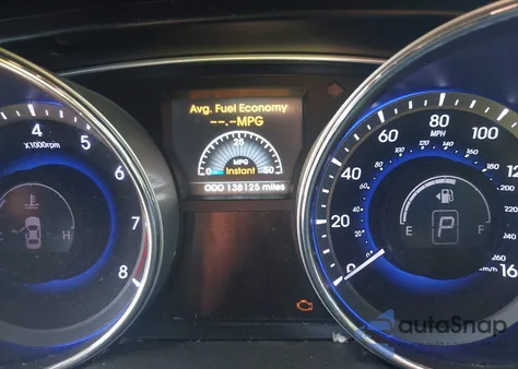 2014 Hyundai Sonata Se z USA, uszkodzony, nr VIN 5NPEC4AC5EH811865